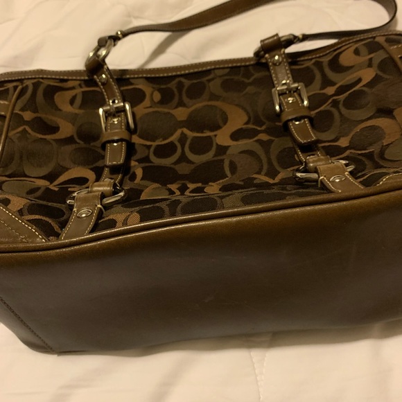 Coach purse for women’s - Picture 7 of 9